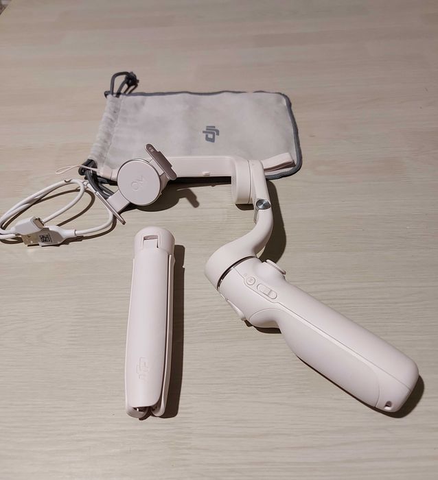 Gimbal do smartfona DJI Osmo Mobile 5 Sunset White
