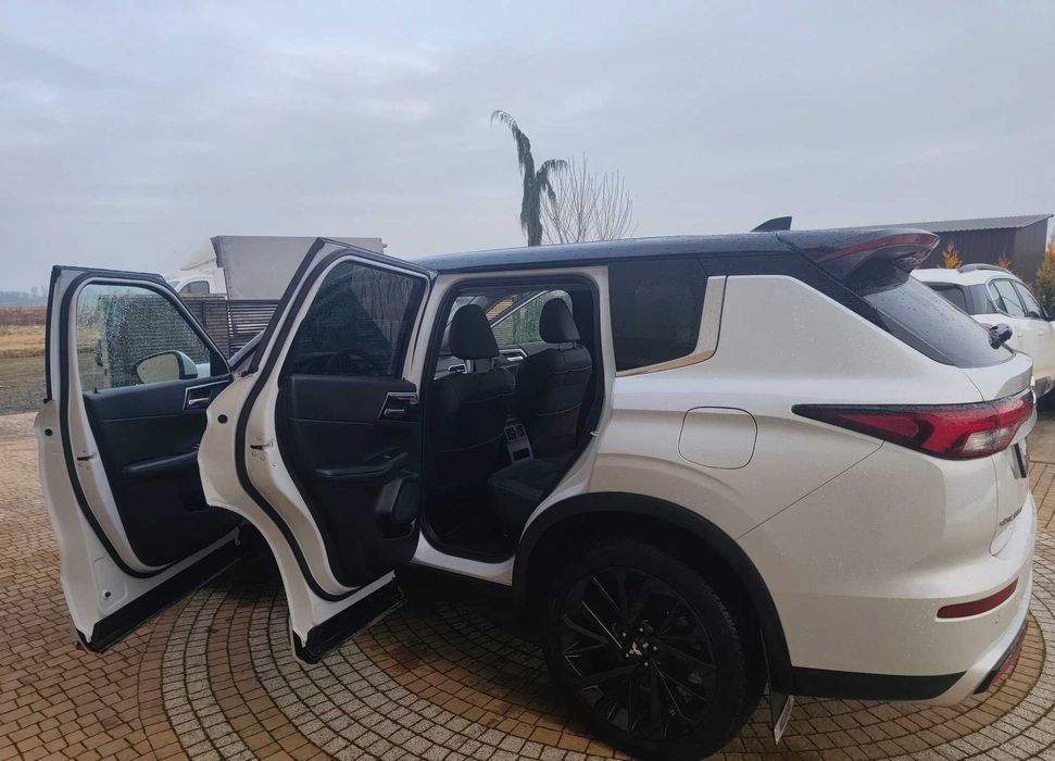 2024 Mitsubishi Outlander