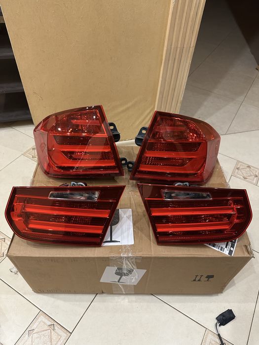 Задние фонари стопы bmw f30 ф30 комплект оригинал в идеальном состоянии