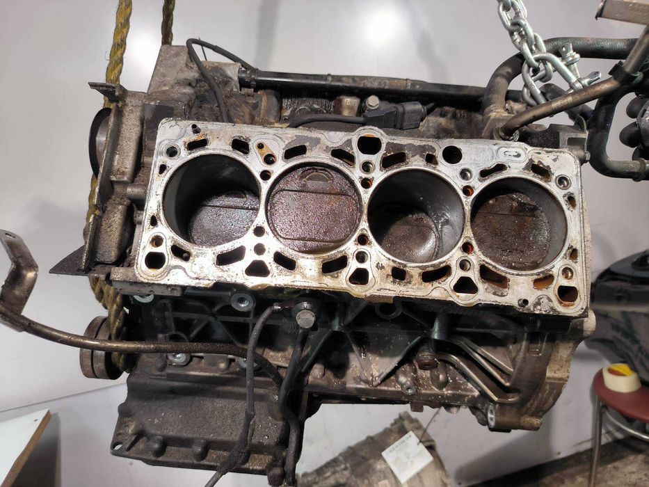 AUDI A8 D3 L 4,2 QUATTRO 2006r. Silnik dół