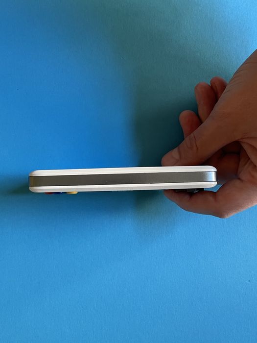 Pocket GO портативна консоль