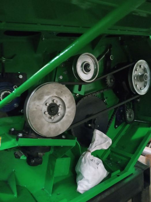 Жатка соняшникова Велес Агро СХ-8,4 жниварка (Sunspeed Maizco)