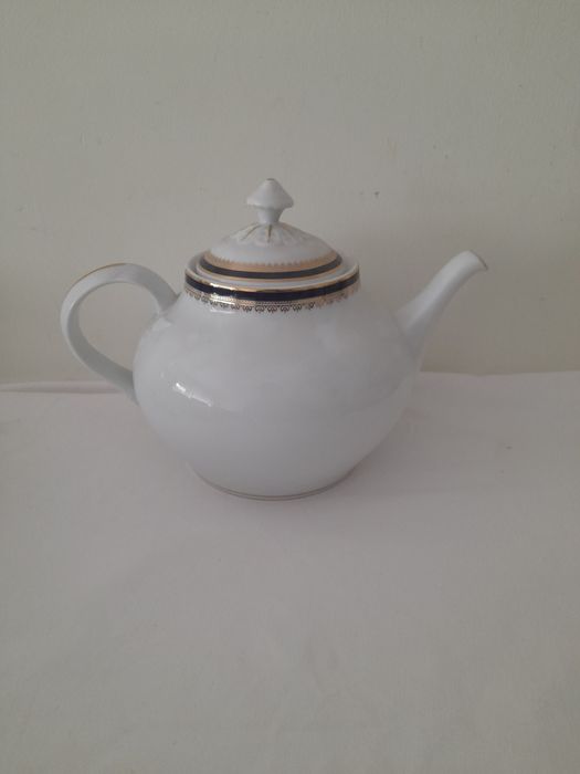 Conjunto de porcelana da Costa verde