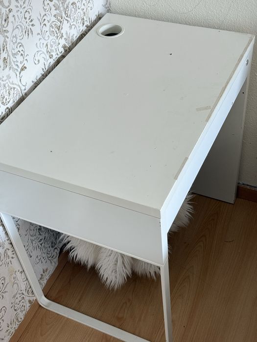 Secretaria IKEA pequena branca com gaveta Com Transporte incluído