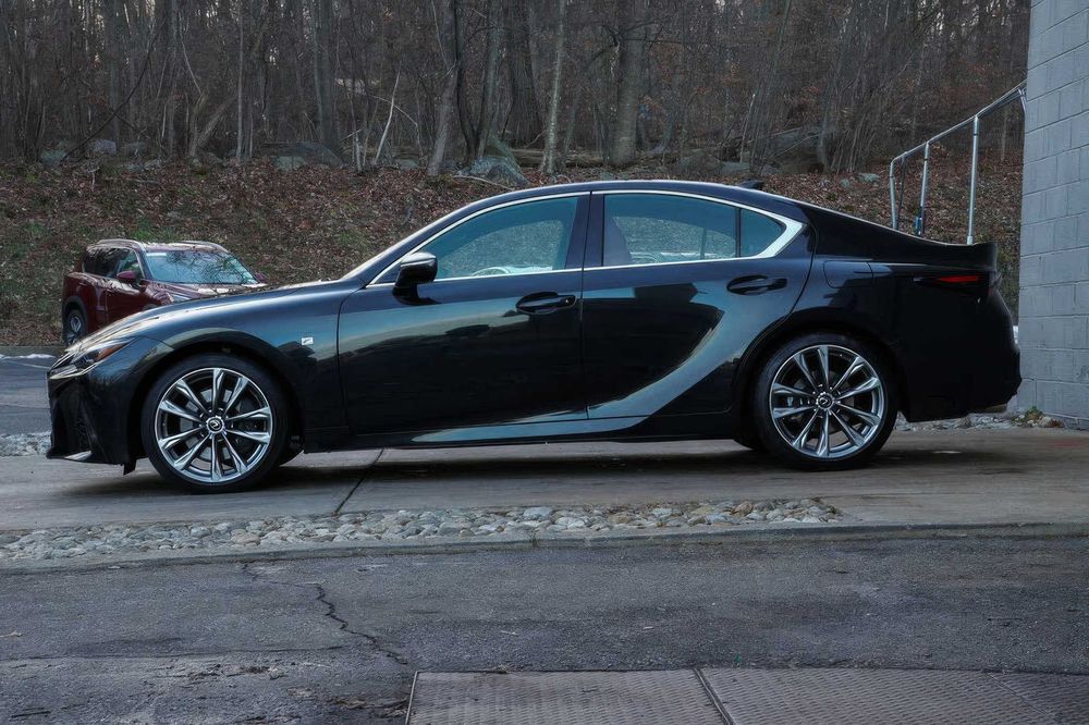 Lexus IS 300      2016