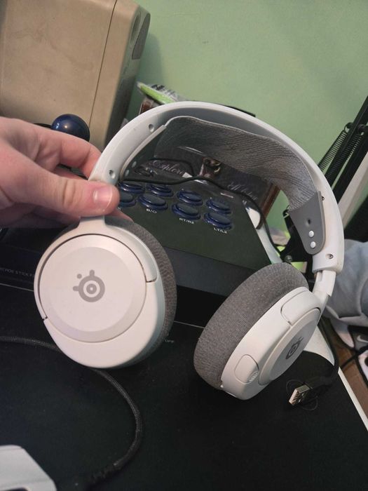 Steelseries arctis nova 3442278157716049922