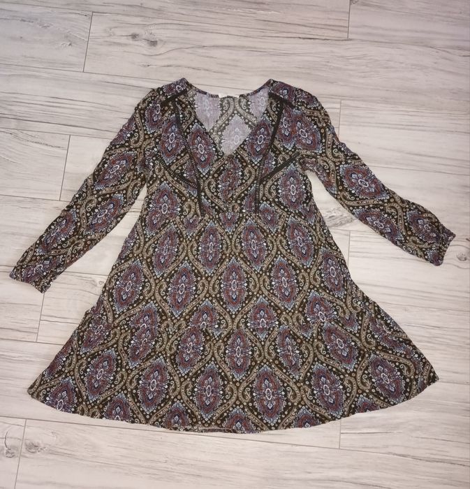 Sukienka boho Springfield.