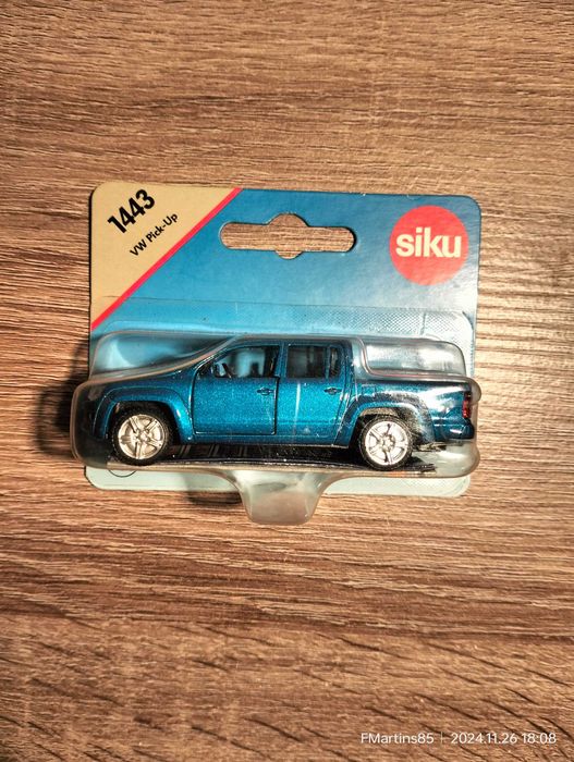 Vw Amarok Azul Siku