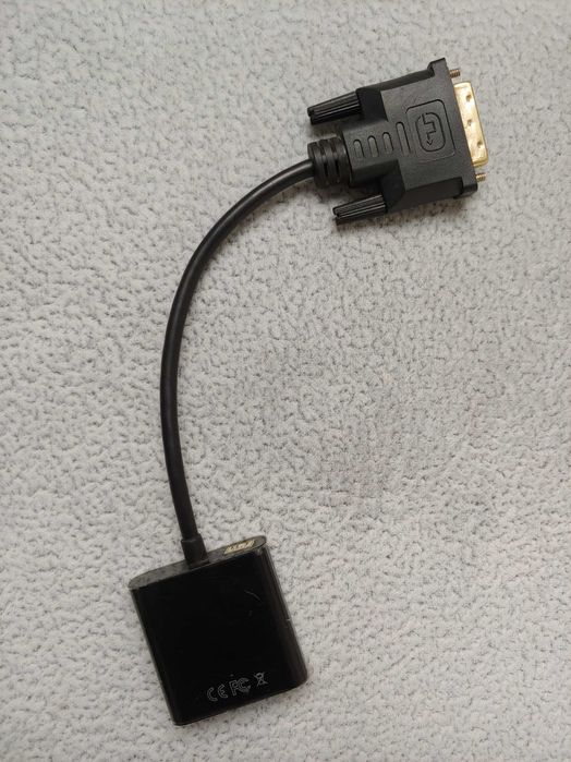 Перехідник DVI-D на VGA.