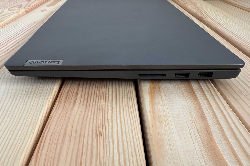 Portátil Lenovo i5 16GB RAM / 512GB SSD / MX330 / Bateria Nova
