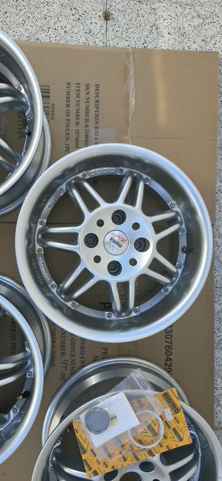Jantes Momo Racer 4×108 de 15" Novas