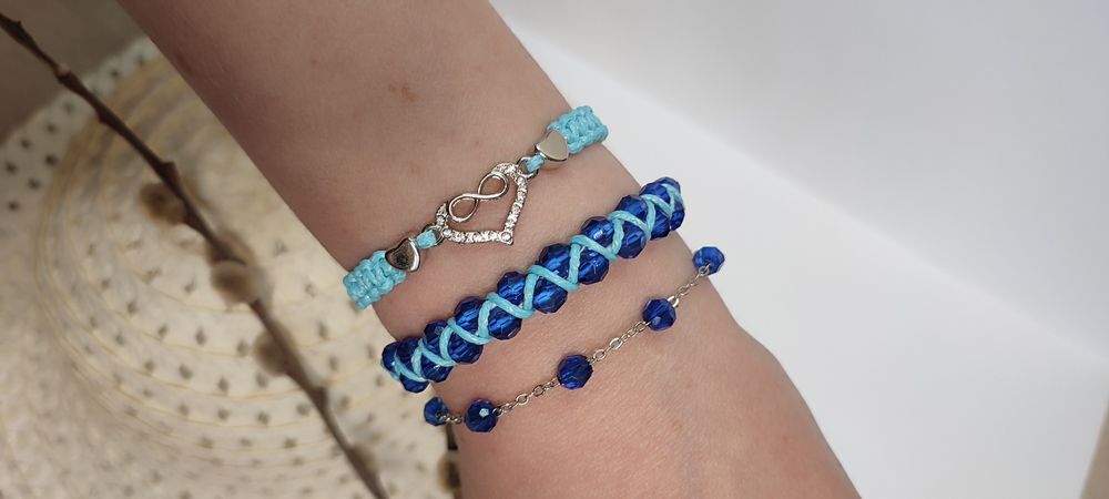 Браслетики  ручної роботи