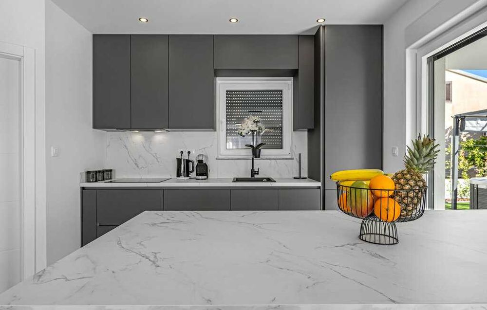 Wakacje 2026, Chorwacja, Vodice, dom z jacuzzi dla 7 osób