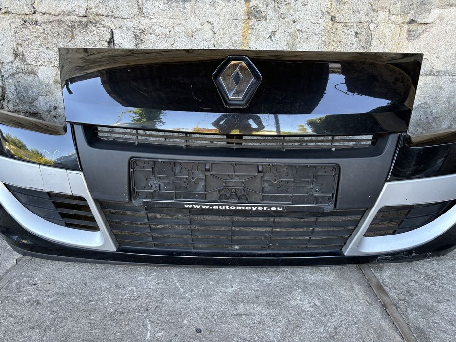 Renault Scenic 3 TEGNE бампер передній