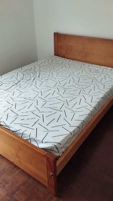 Vende se cama casal