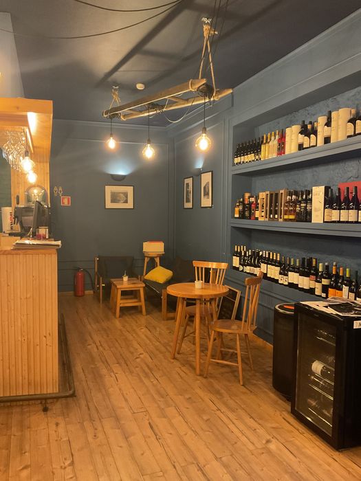 Vende-se Wine Bar em Amarante — 40.000 €