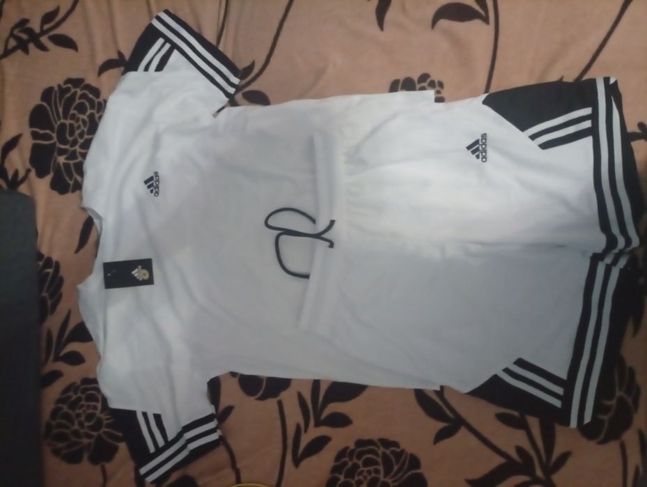 Adidas dres komplet M