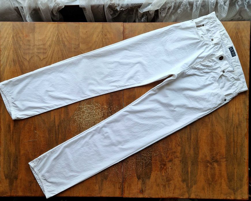 Джинсы (Armani Jeans) размр. W32-L34. Made in Italy !
