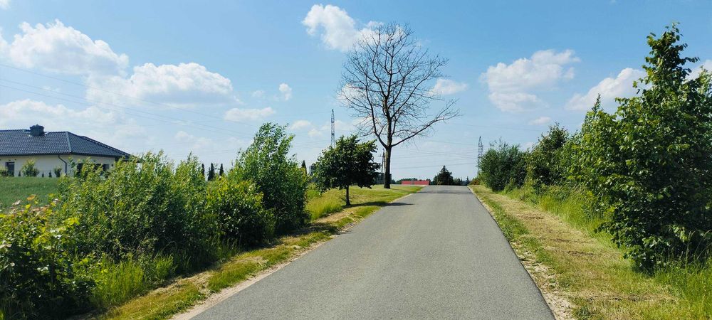Sprzedam atrakcyjne działki we wsi Radomek