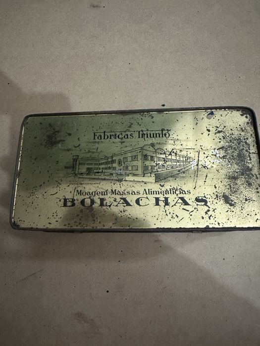 Caixa antiga das bolachas triunfo