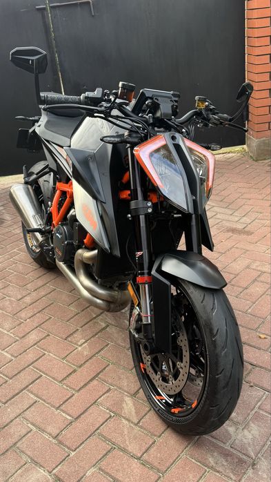 KTM 1290 Super Duke R
