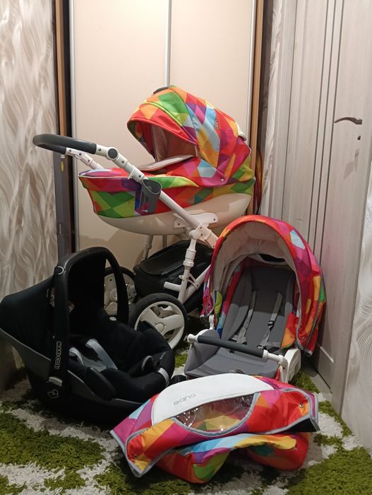 Яркая,шикарная коляска 3 в 1 Bexa