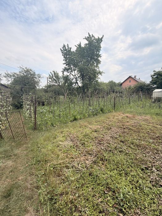 Продам земельну ділянку, рн клубу Роша