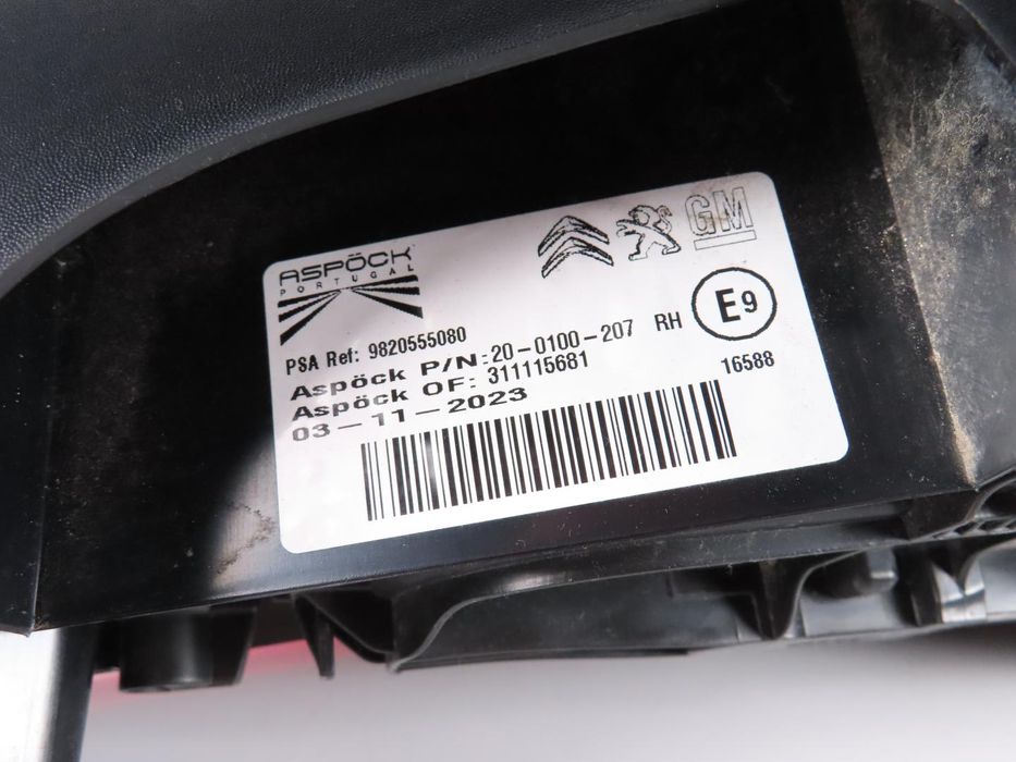 Farolim Citroen Berlingo Box Ref: 9820555080