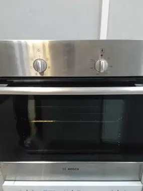 Продам духовий шкаф Bosch