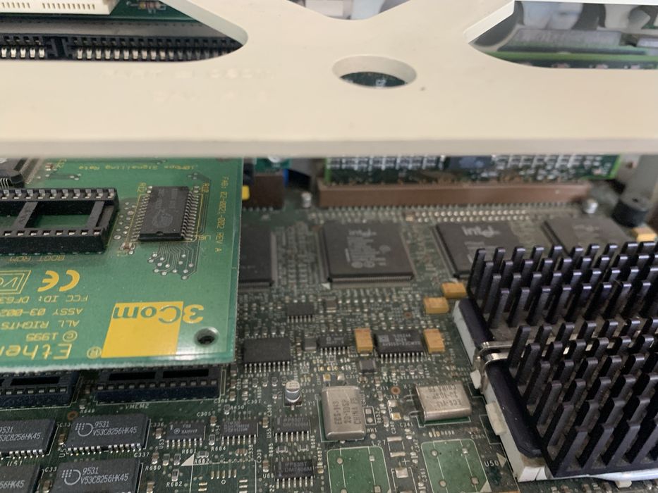 Раритетний Dell . Всс працює