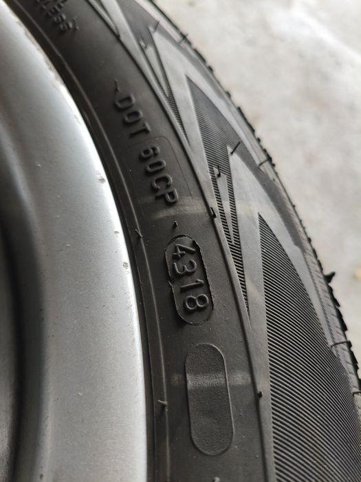 Felgi BMW styling 154 opony zimowe Nokian 16"