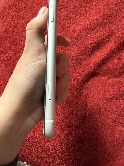 Айфон XR б/у iphone xr 64 гб RSIM