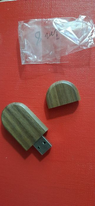 Usb flash 8 gb - usb флешка на 8 гиг нова

Нова флешкага 16 гиг

В н