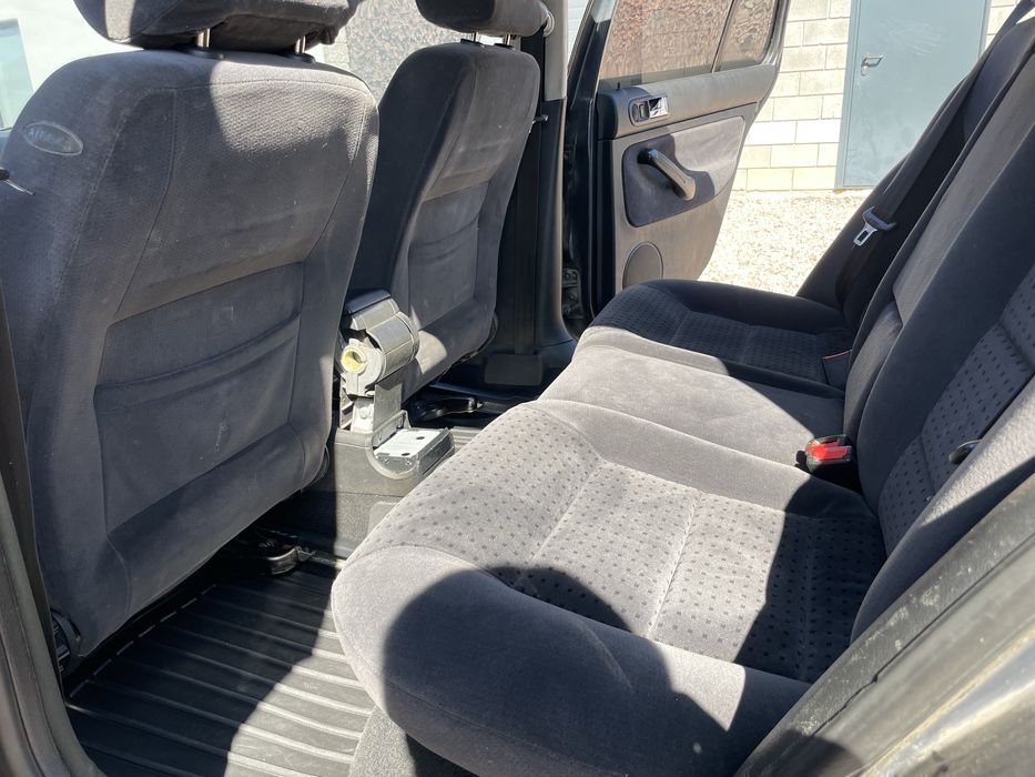 Golf 4 1.6 gas 1999