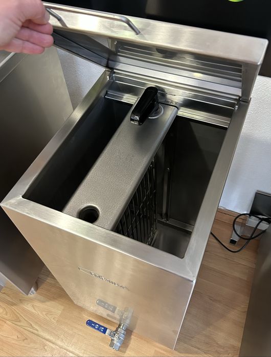 GRÉSILVA Tanque Limpeza Grelhas TV3