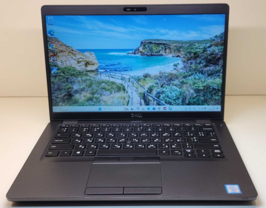 Ноутбук Dell Latitude 5400 / i5-8365U / 8GB RAM / SSD 128GB / 14" HD / Win 11 Pro