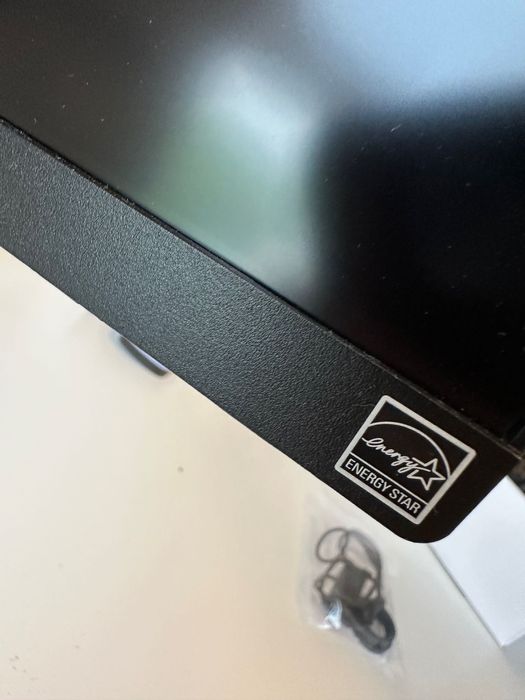 Монітор 27" LG 27UP650-W