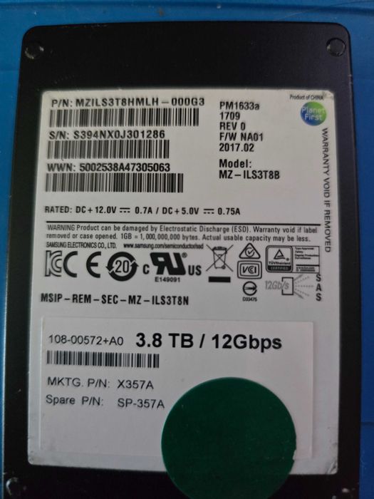 Disco SAS SSD 3.84TB SAMSUNG PM1633a