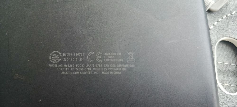 Планшет Amazon Kindle M8S26G
