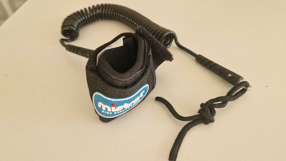 Leash da Mistral, novo