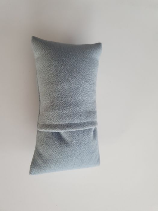 Poduszeczka-ekspozytor na bransoletki