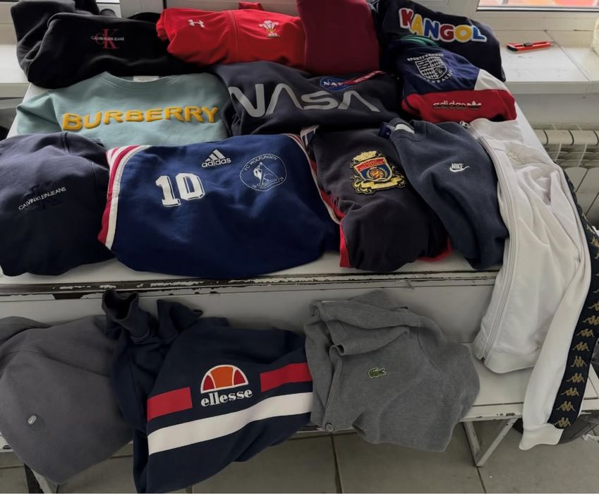 Штаны найк кардиган лакоста джерси lacoste свитер поставка вещей пуховик тнф адик карго nike th jordan карго зип evisu