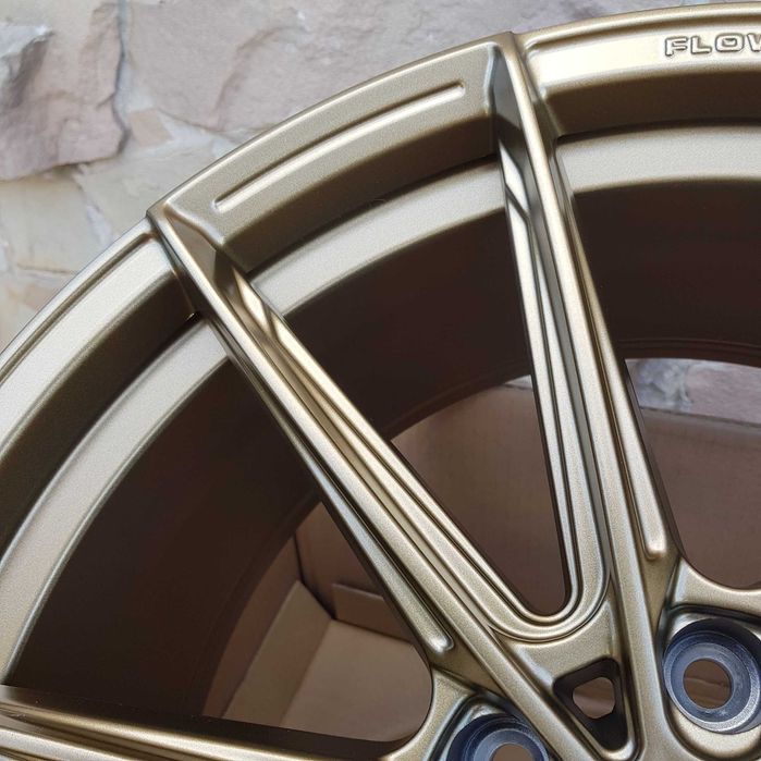 Диски НОВІ R19 5x114,3 Toyota Camry RAV4 Highlander Tesla Model 3 Lexus ES NX  Jeep Compass