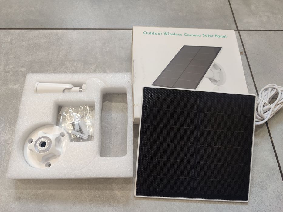 Panel solarny zewnętrzny