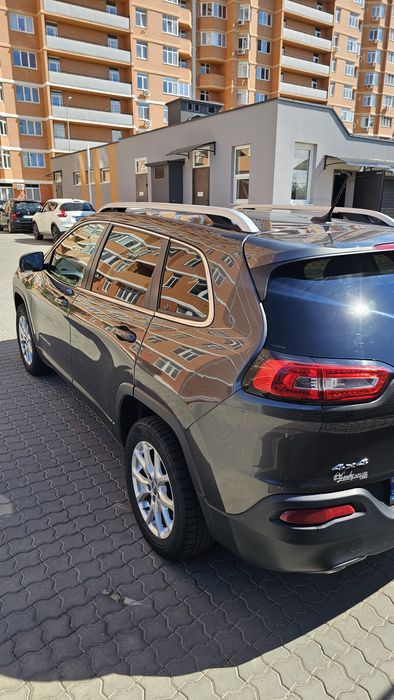 Jeep Cherokee 3.2 4x4