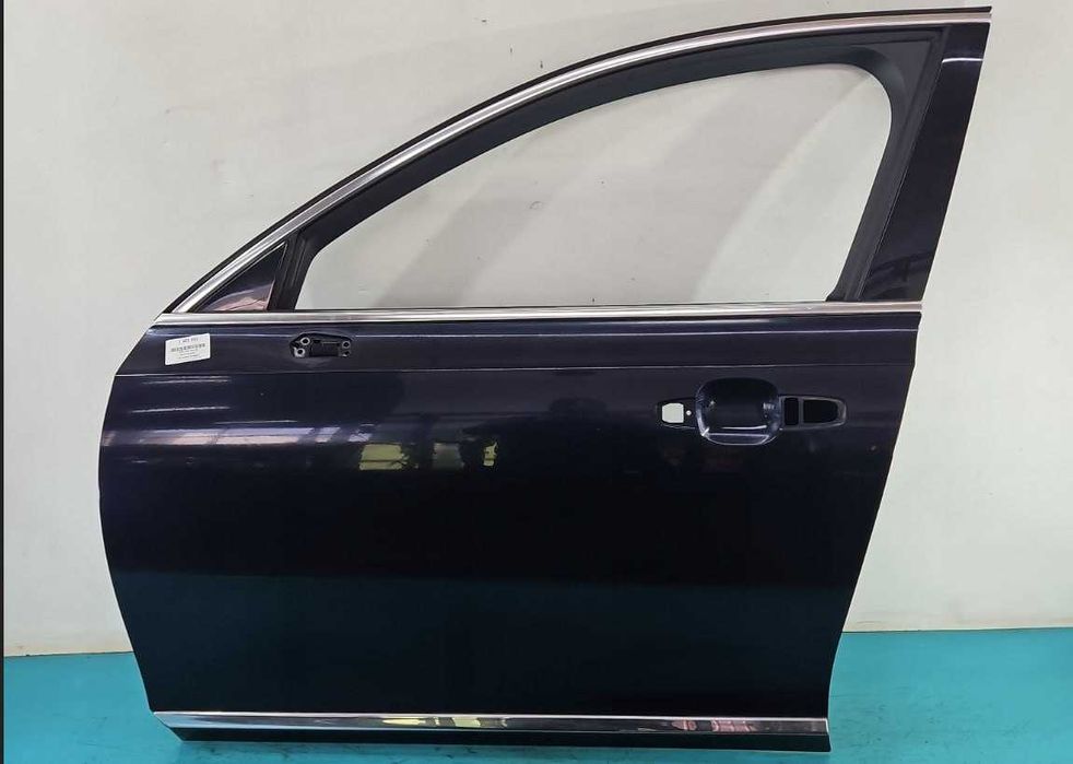 Двері ліві/праві Volvo V90 2016-2022, Двери передние/задние Вольво