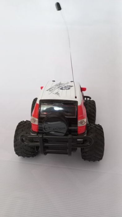 Автомобиль на р/у "Extreme Pirate", Внедорожник 1:16
