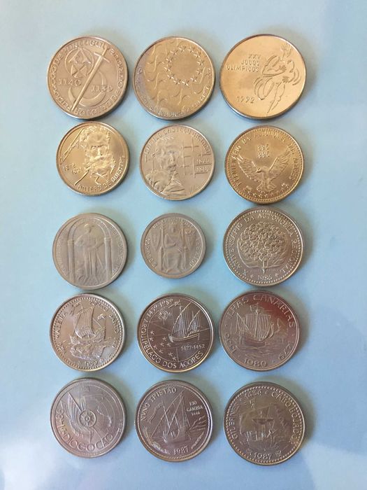 Lote 15 moedas portuguesas variadas de escudos