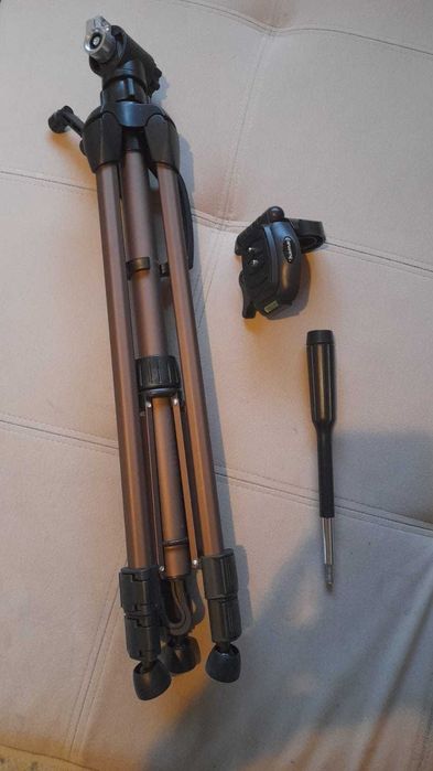 Tripé HAMA preto alumínio