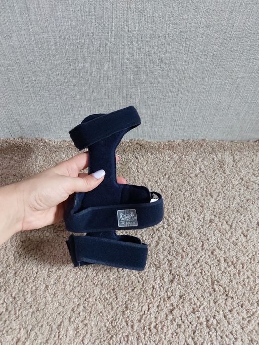 Лучезапястный ортез Bort Medical 112750, правый, синий. Размер M.